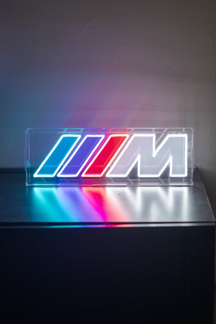 BWM M - LUMENeo Box